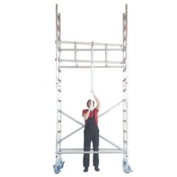 TOP SYSTEM 135x180 CON ESCALERAS | Andamio con escalera interna