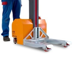 Elevador eléctrico HW-COMPACT compacto para materiales. H máx. 1,9 m. Capacidad máx.150 kg. | Faraone