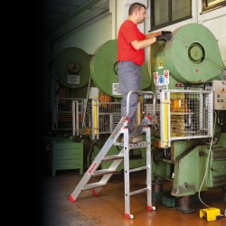 Taburete profesional CM de aluminio para industria | Faraone