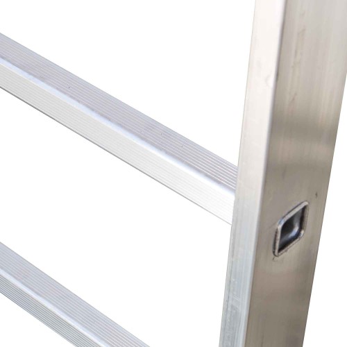 Escalera plegable para camión SCR | Acceso seguro y compacto