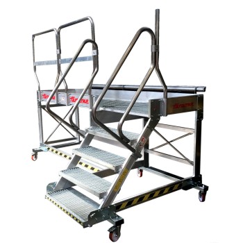 EM1301 | Escalera de Acceso Frontal