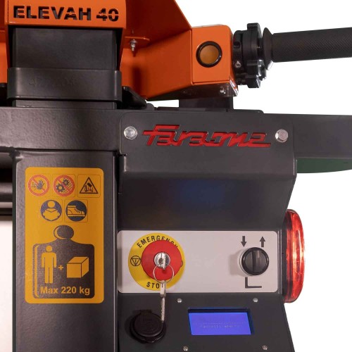 ELEVAH 40 TIRES | H. máx. de trabajo: 4 m.