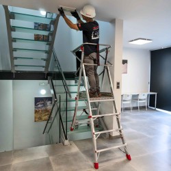 Escalera profesional PLS con plataforma | Faraone