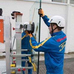 ELEVAH INSTALACIÓN DE CRISTALES 9 m.