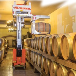 ELEVAH BODEGAS | H. máx. de trabajo: 7 m.